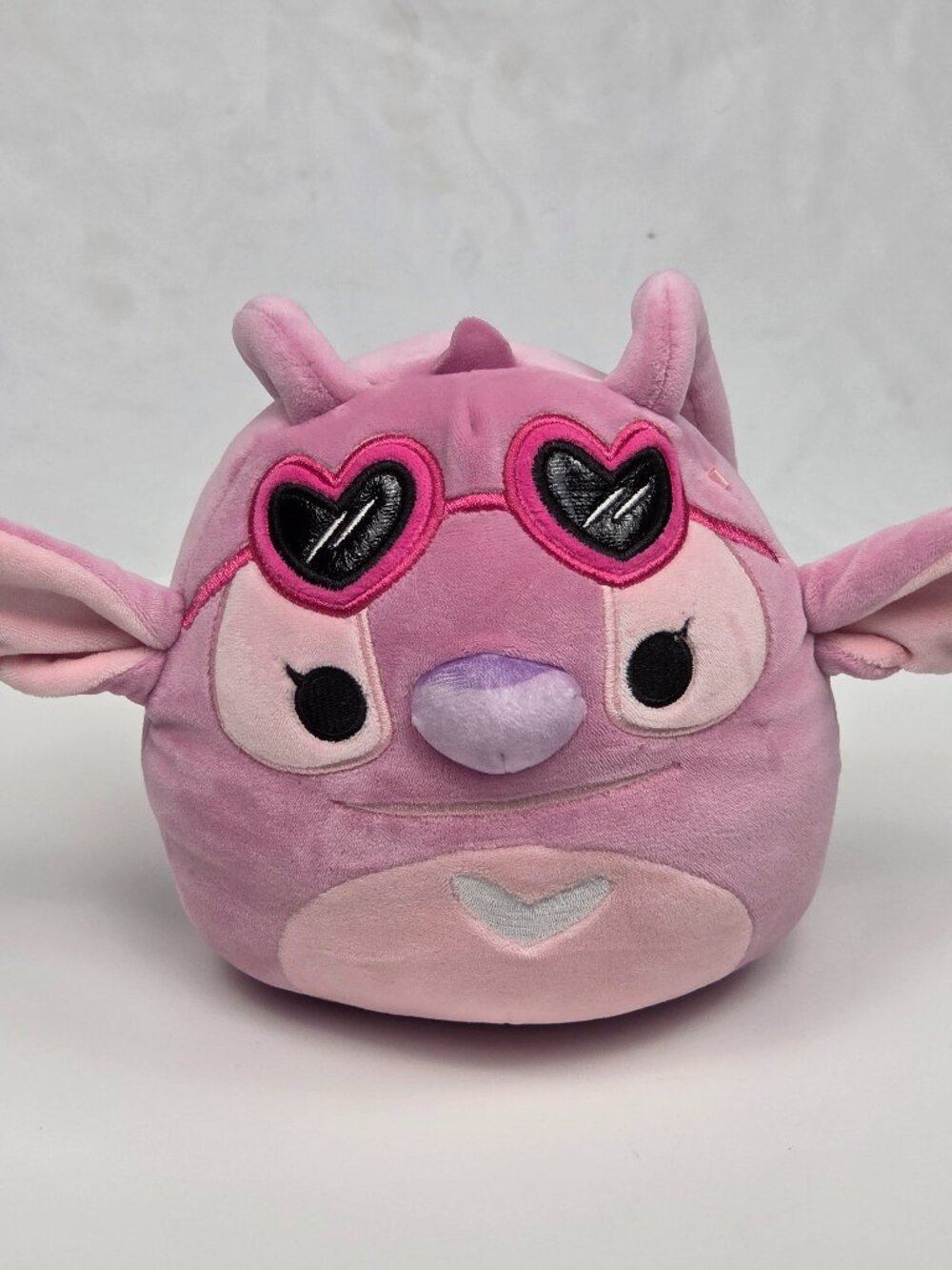 Valentine Angel - Squishmallows™ Disney Holiday Squad 6.5 inch plush toy